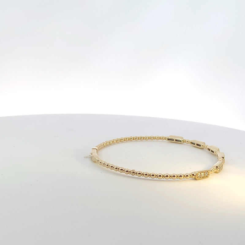 Diamond Bar Station Beaded Bangle