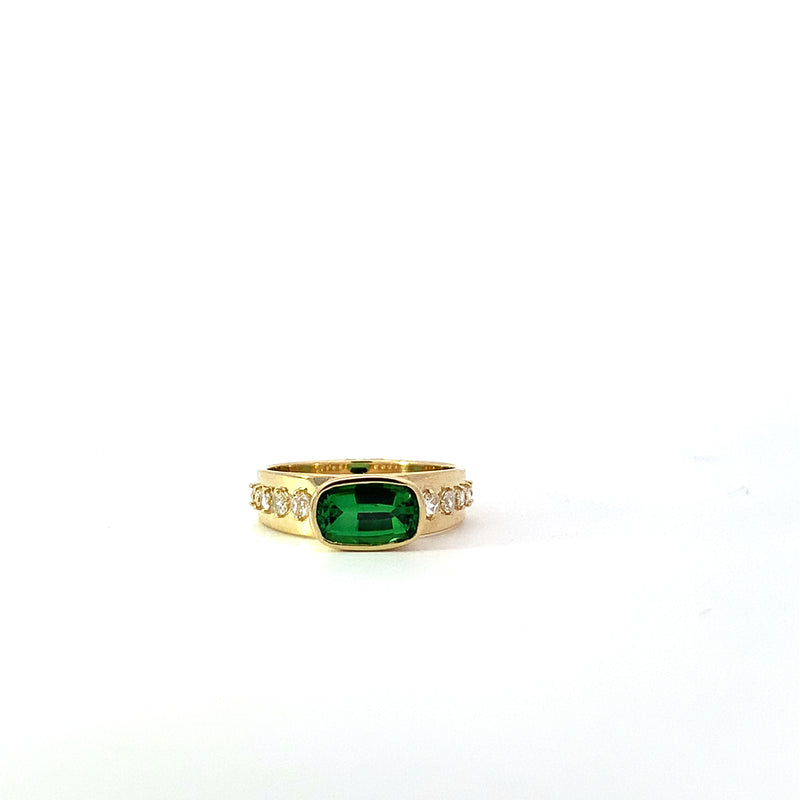 Tsavorite and Diamond Ring