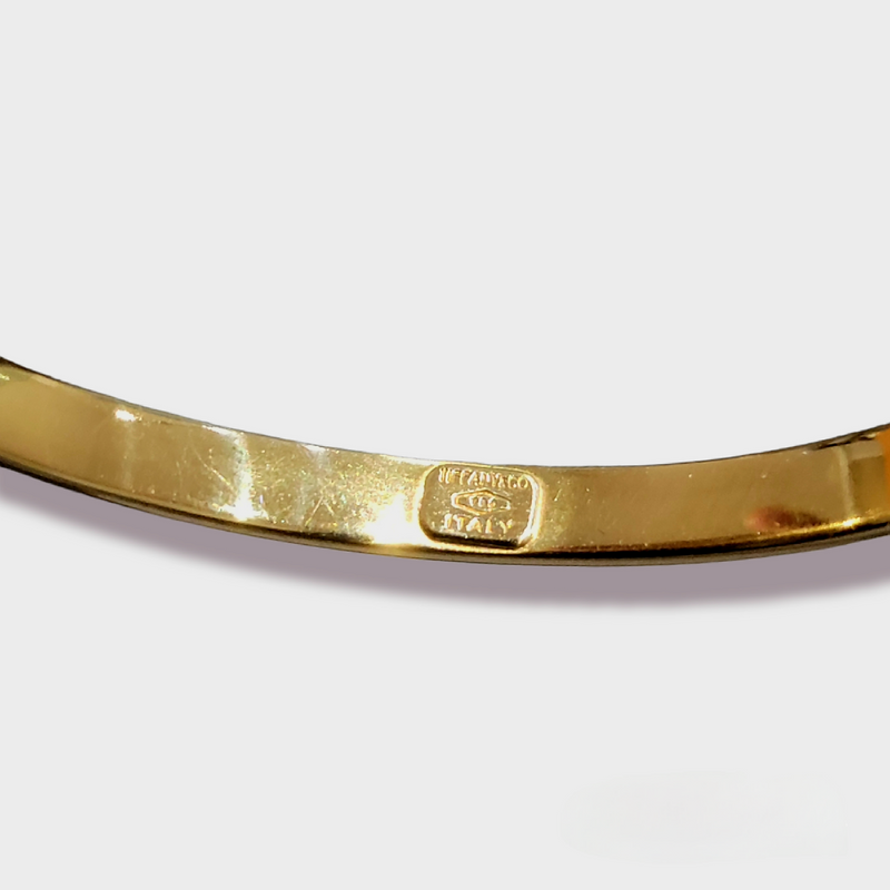 TIFFANY & CO - Oval Polished 18K Gold Flat Bangle