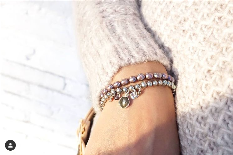 Pearl Bead Bracelet with Dangling Crystal Charms